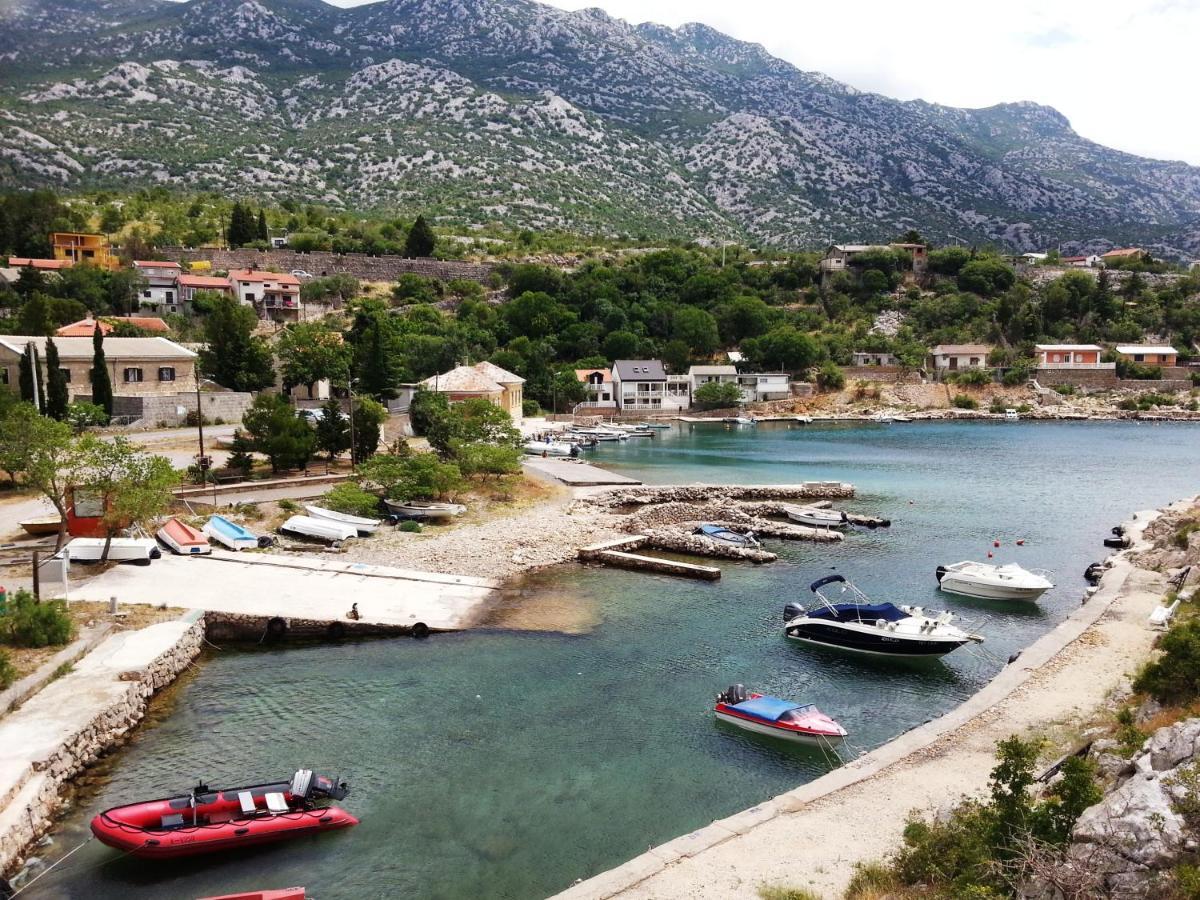 Resort Haus Toma Cesarica Eksteriør billede